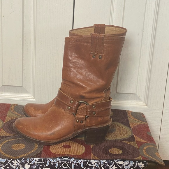 FRYE Leather Boots - Picture 2 of 7